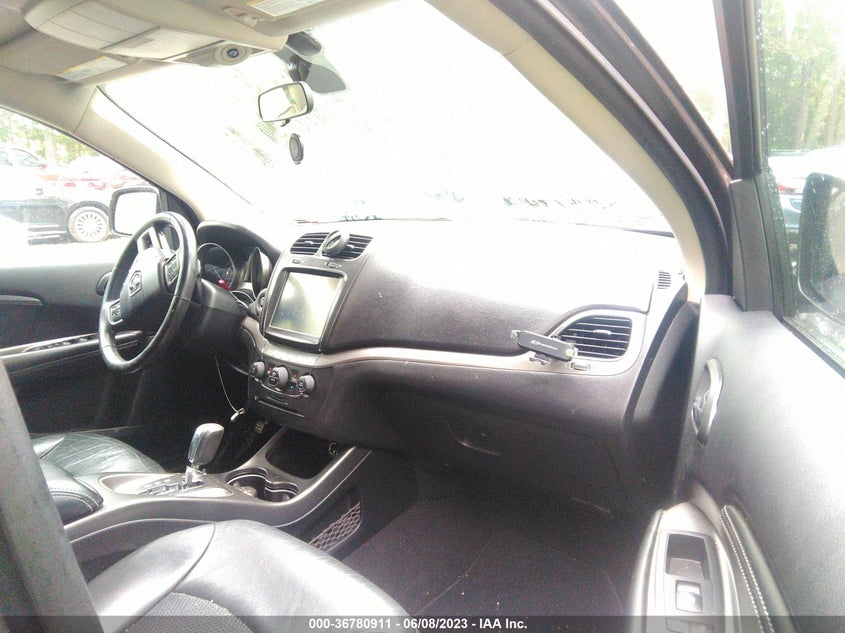 VIN 3C4PDDGG2JT386549 2018 DODGE JOURNEY CROSSROAD