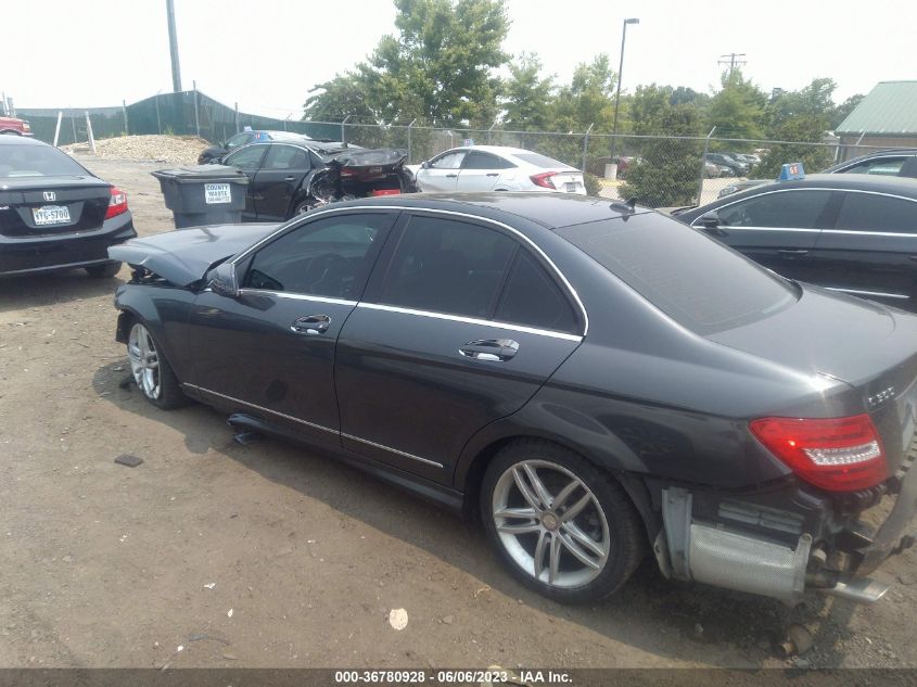 2013 MERCEDES-BENZ C-CLASS C 300 - WDDGF8AB5DA832550