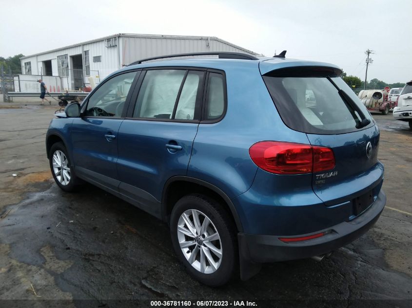 2017 VOLKSWAGEN TIGUAN - WVGAV7AX6HK048639