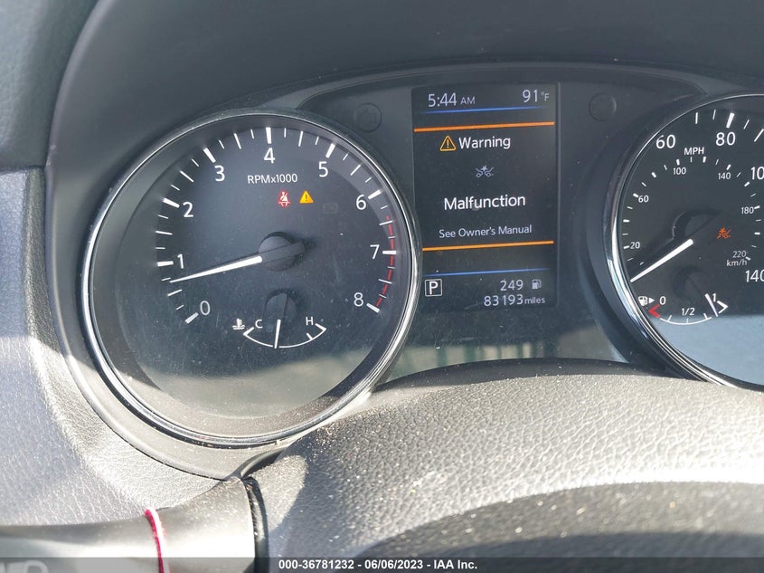VIN 5N1AT2MT5JC733393 2018 NISSAN ROGUE S/SL