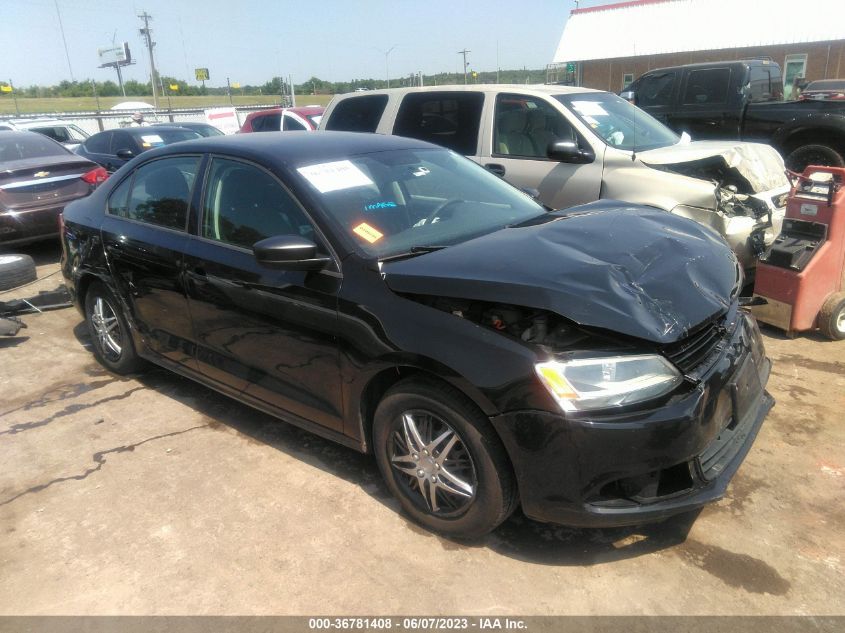 2014 VOLKSWAGEN JETTA SEDAN S - 3VW2K7AJ4EM210332