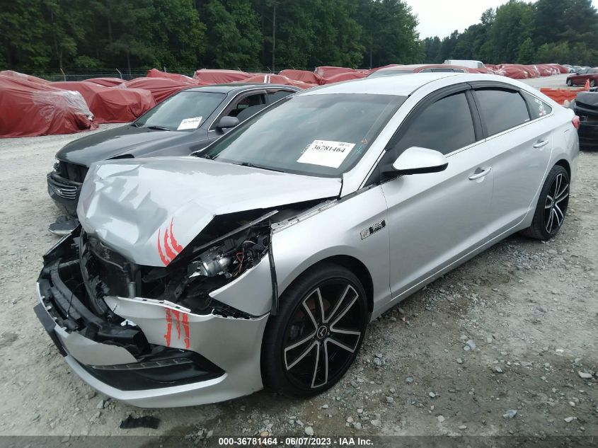 2015 HYUNDAI SONATA 2.4L SE - 5NPE24AF2FH050436