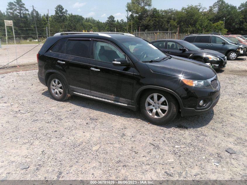 2013 KIA SORENTO LX - 5XYKT4A61DG322284