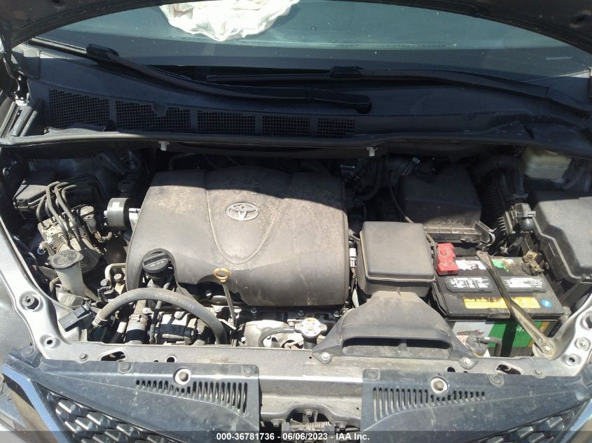 2017 TOYOTA SIENNA SE - 5TDXZ3DC8HS786309
