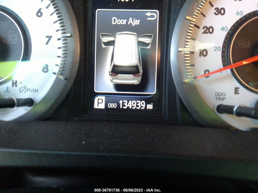 2017 TOYOTA SIENNA SE - 5TDXZ3DC8HS786309