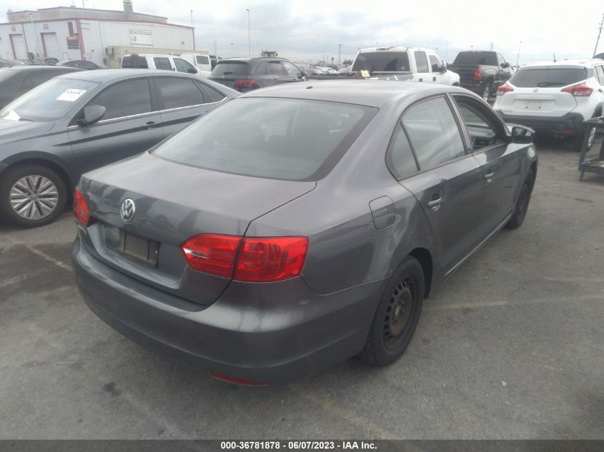 2014 VOLKSWAGEN JETTA SEDAN S - 3VW2K7AJ9EM243035