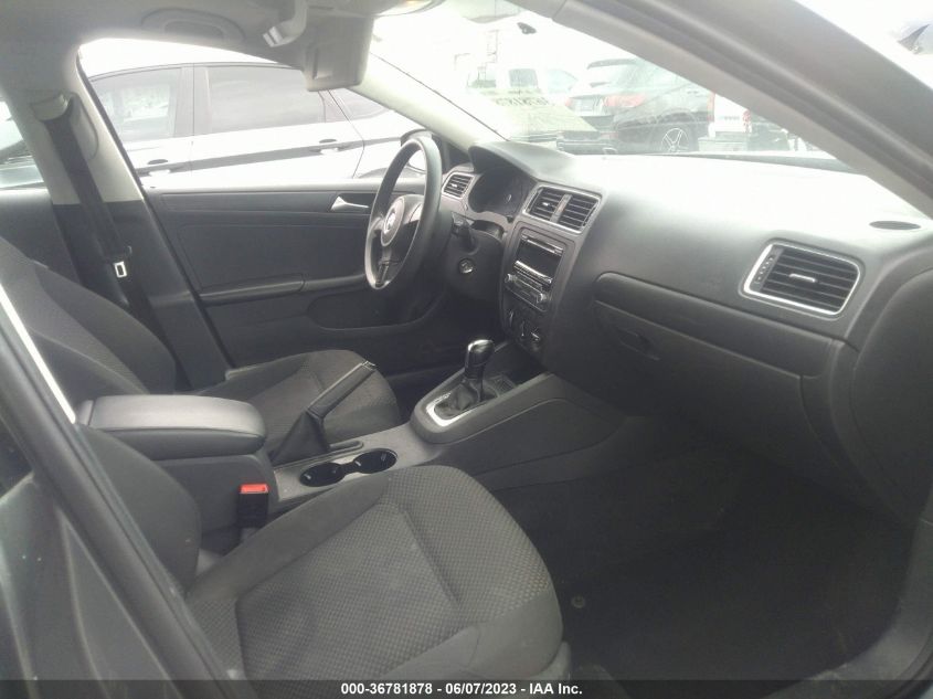 2014 VOLKSWAGEN JETTA SEDAN S - 3VW2K7AJ9EM243035