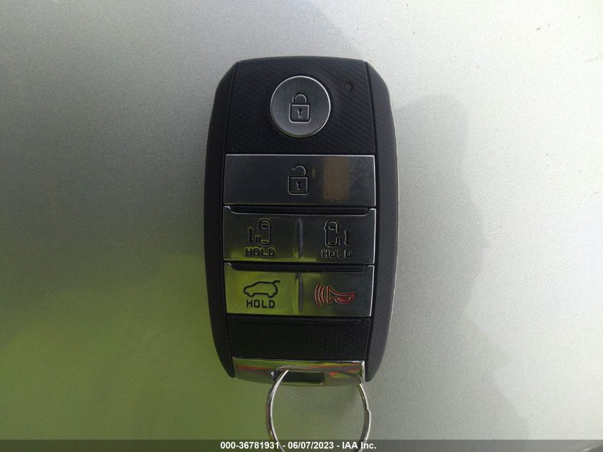 2016 KIA SEDONA SX - KNDMC5C13G6149293