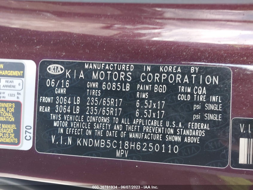 VIN KNDMB5C18H6250110 2017 KIA SEDONA LX