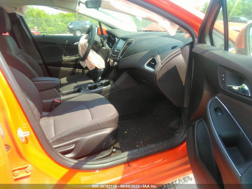 2018 CHEVROLET CRUZE LT - 3G1BE6SMXJS637607