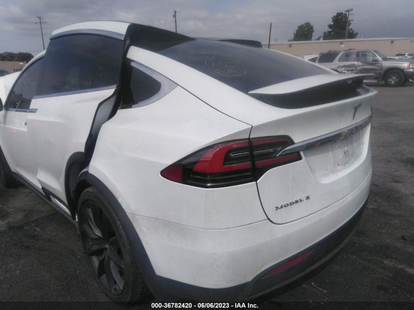 2018 TESLA MODEL X 75D/100D/P100D - 5YJXCDE26JF123358