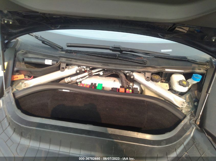 2014 TESLA MODEL S 60 KWH BATTERY/P85 - 5YJSA1H18EFP53812