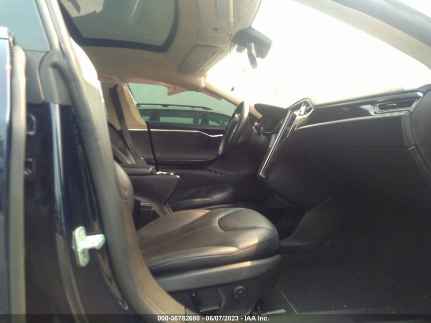 2014 TESLA MODEL S 60 KWH BATTERY/P85 - 5YJSA1H18EFP53812