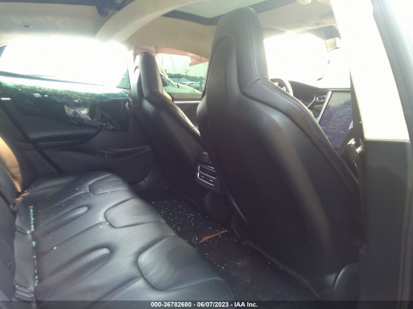 2014 TESLA MODEL S 60 KWH BATTERY/P85 - 5YJSA1H18EFP53812