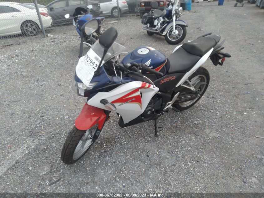 2012 HONDA CBR250 R - MLHMC4109C5200829