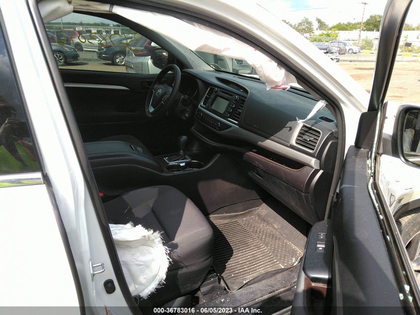 VIN 5TDZZRFH6JS275708 2018 TOYOTA HIGHLANDER LE
