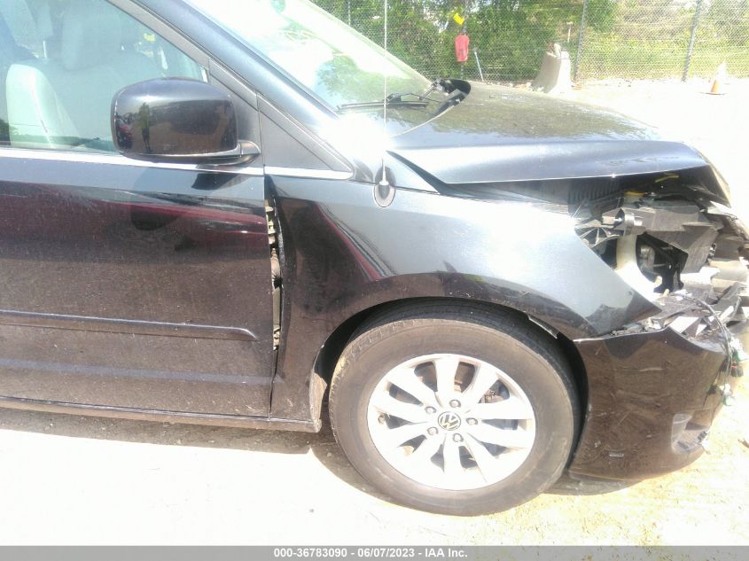 2014 VOLKSWAGEN ROUTAN SE W/RSE & NAVIGATION 2C4RVABG7ER135319