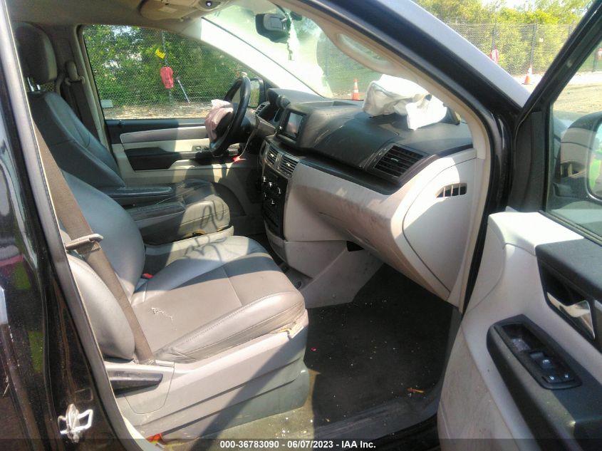 2014 VOLKSWAGEN ROUTAN SE W/RSE & NAVIGATION 2C4RVABG7ER135319