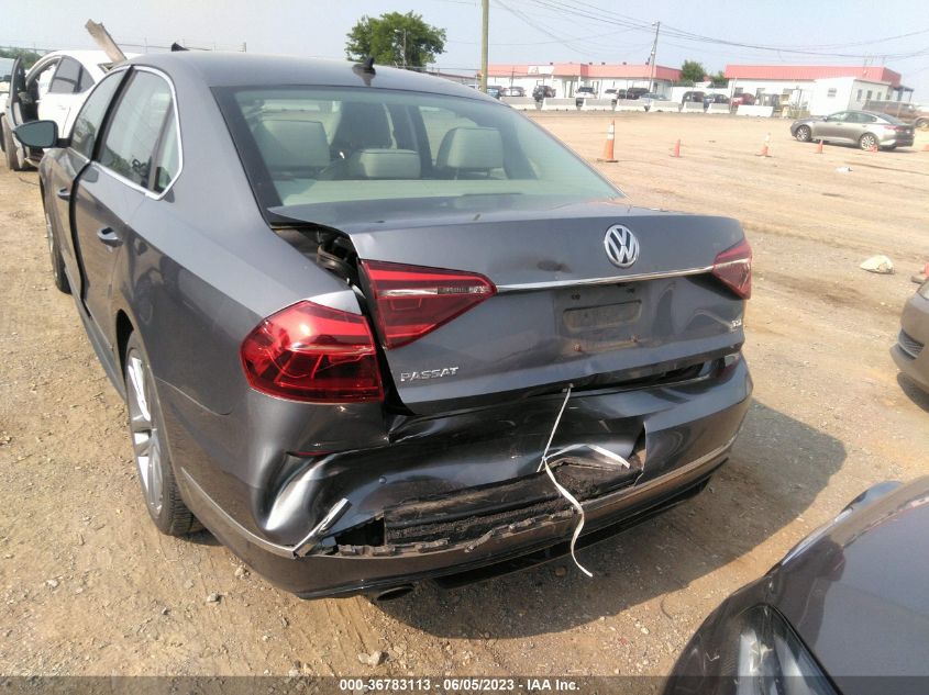2017 VOLKSWAGEN PASSAT R-LINE W/COMFORT PKG - 1VWDT7A33HC051946