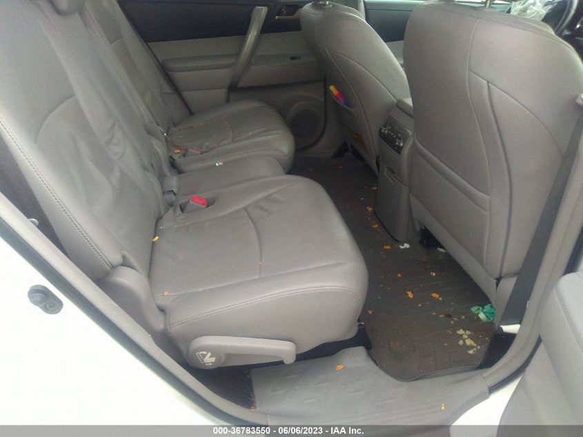 2013 TOYOTA HIGHLANDER PLUS/SE - 5TDBK3EH6DS258786