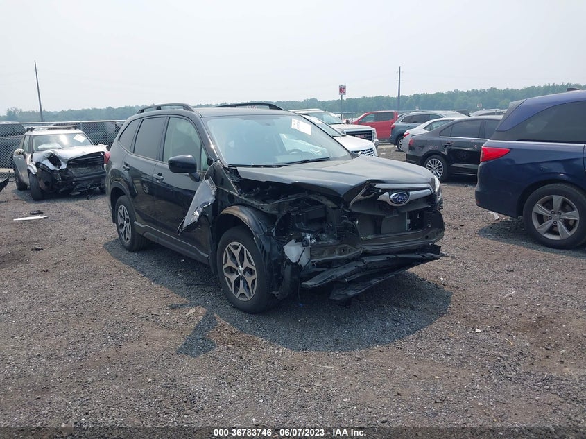 VIN JF2SKAJC5MH531835 2021 SUBARU FORESTER PREMIUM