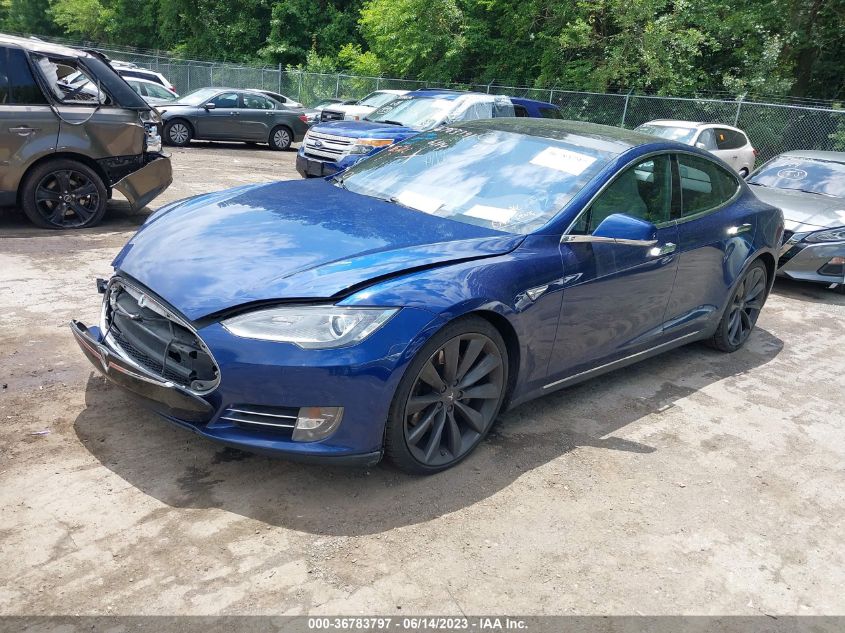 2016 TESLA MODEL S - 5YJSA1E28GF123790