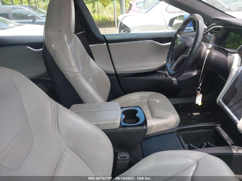 2016 TESLA MODEL S - 5YJSA1E28GF123790