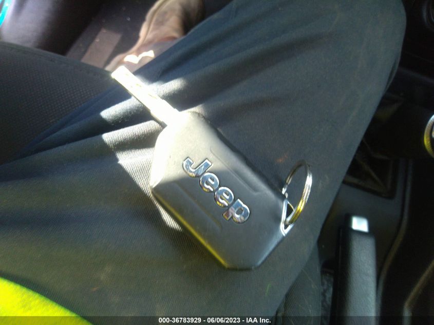 2020 JEEP WRANGLER UNLIMITED SPORT - 1C4HJXDG3LW342835