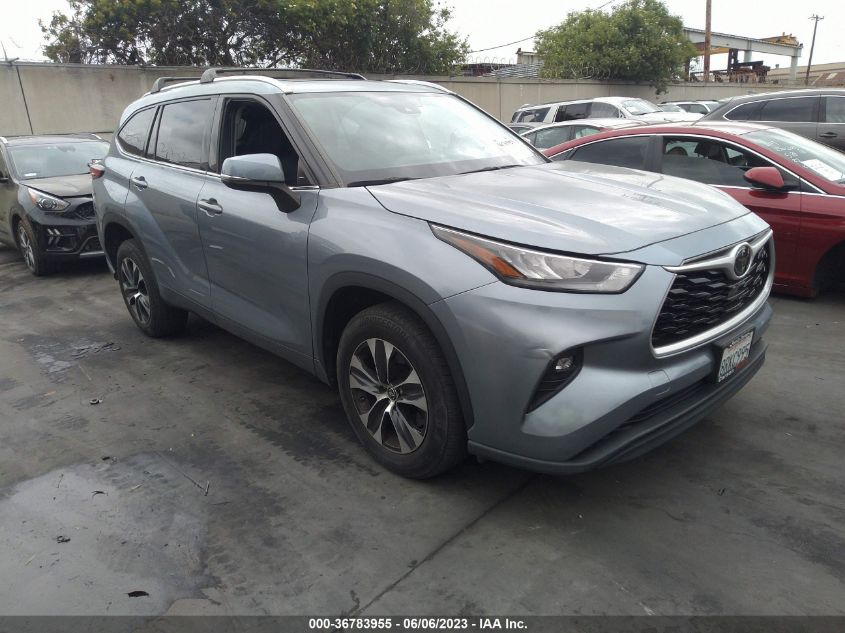 2020 TOYOTA HIGHLANDER XLE - 5TDHZRAH3LS005521