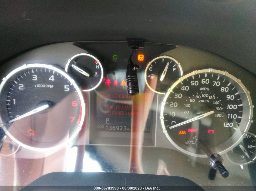 2017 TOYOTA TUNDRA 4WD SR/SR5/TRD PRO - 5TFUW5F17HX676378