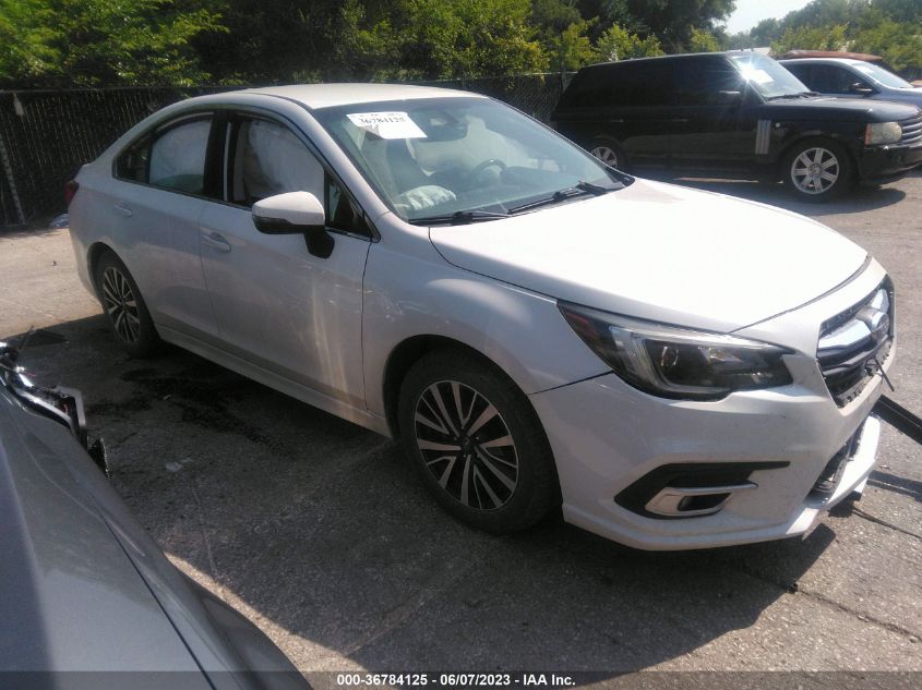 2018 SUBARU LEGACY PREMIUM - 4S3BNAF61J3037277
