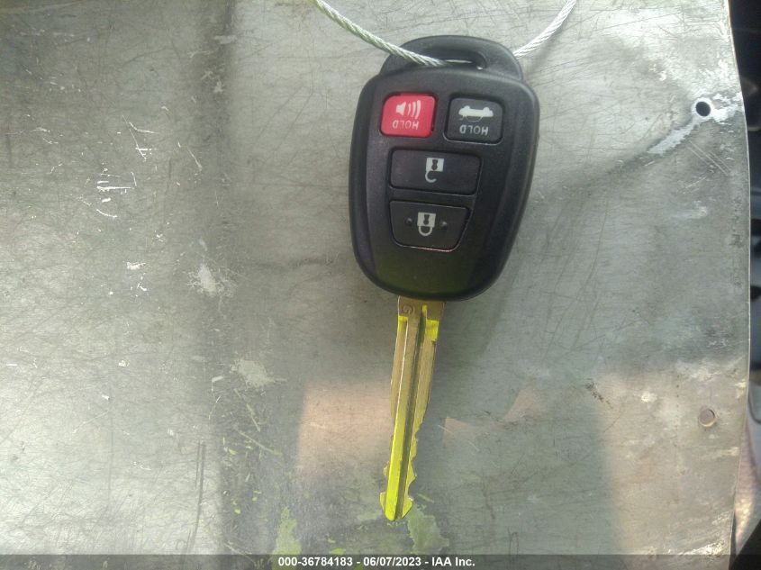 2017 TOYOTA RAV4 LE - JTMBFREV1HJ157929