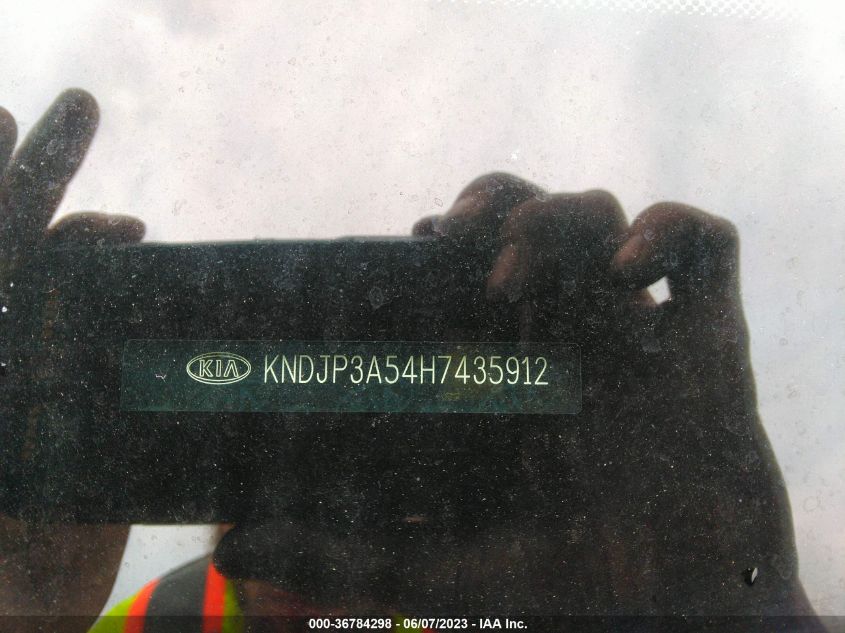 2017 KIA SOUL + - KNDJP3A54H7435912