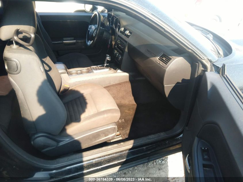2013 DODGE CHALLENGER SXT - 2C3CDYAG7DH663177