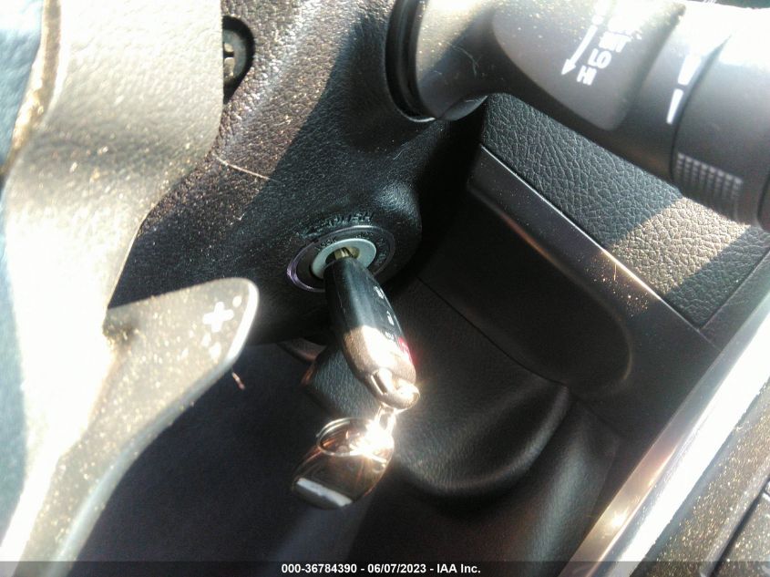 2016 TOYOTA CAMRY XLE/SE/LE/XSE - 4T1BF1FK8GU230051