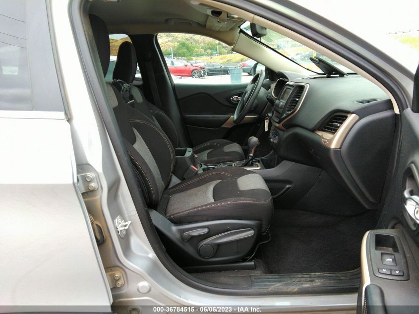 2018 JEEP CHEROKEE LATITUDE - 1C4PJLCB2JD537330