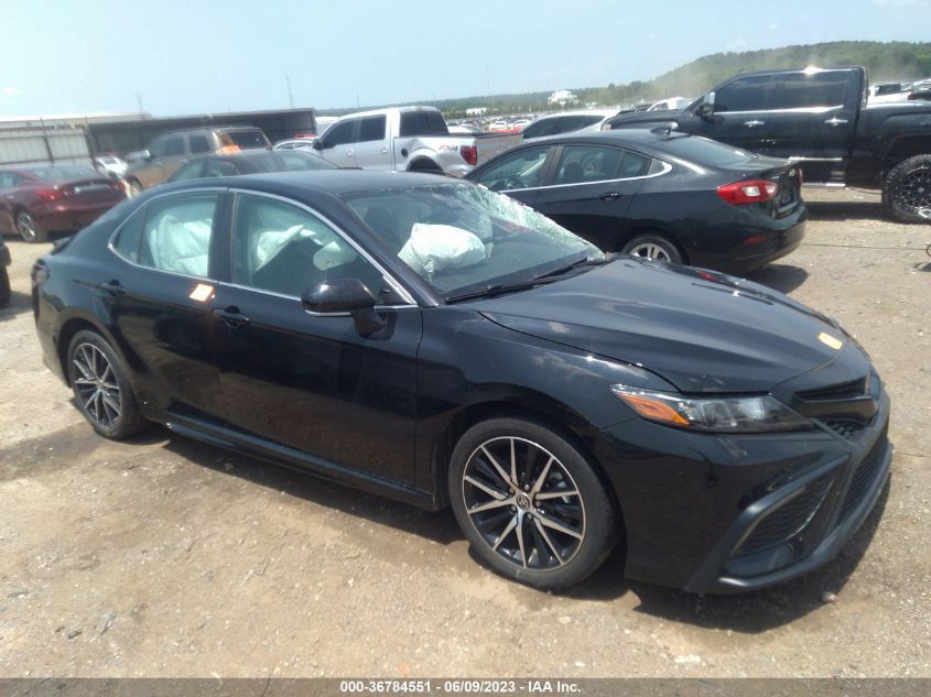 2022 TOYOTA CAMRY SE - 4T1T11AK7NU642632