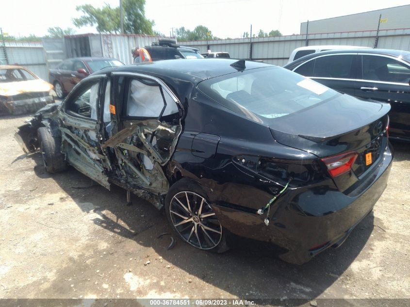 2022 TOYOTA CAMRY SE - 4T1T11AK7NU642632