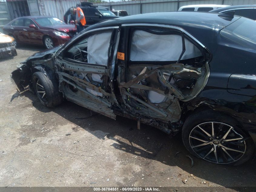2022 TOYOTA CAMRY SE - 4T1T11AK7NU642632