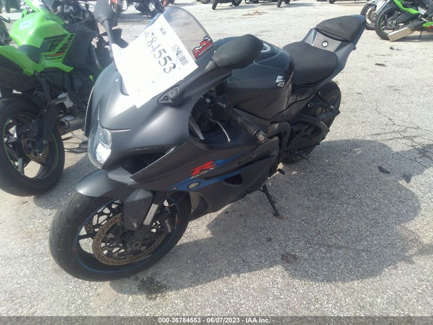 2018 SUZUKI GSX-R1000 - JS1DM11B5J2100011
