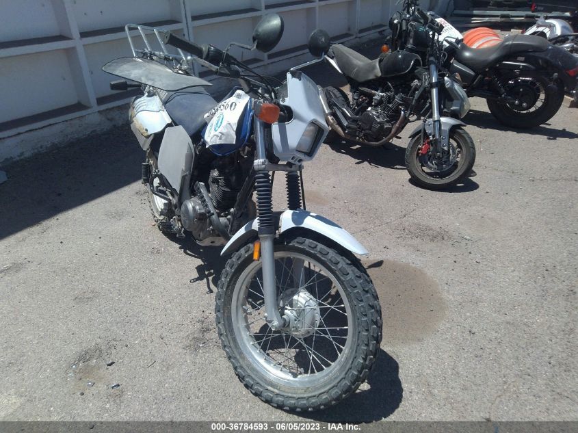 2022 YAMAHA TW200 C - JYA3AWE06NA032163