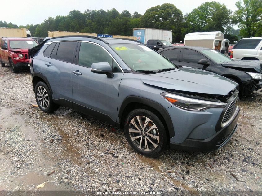 2022 TOYOTA COROLLA CROSS XLE - 7MUDAABG9NV030445