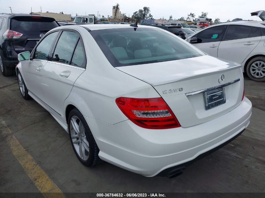 2013 MERCEDES-BENZ C-CLASS C 250 - WDDGF4HB3DG082819