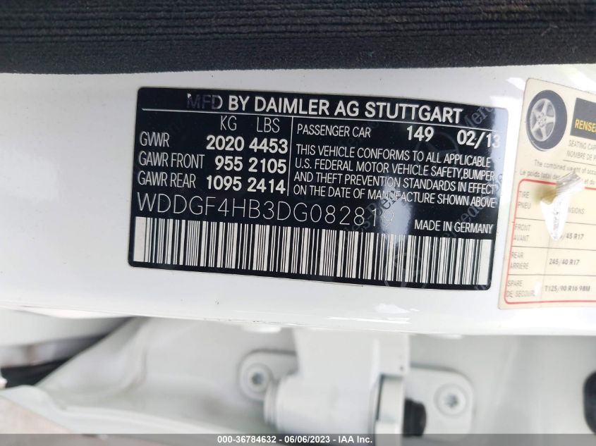 2013 MERCEDES-BENZ C-CLASS C 250 - WDDGF4HB3DG082819