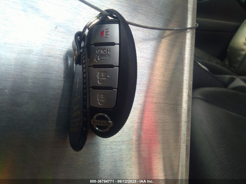 2014 NISSAN ROGUE SL - 5N1AT2MT5EC867780