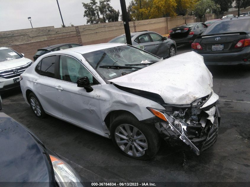 2020 TOYOTA CAMRY LE - 4T1C11AK8LU343907