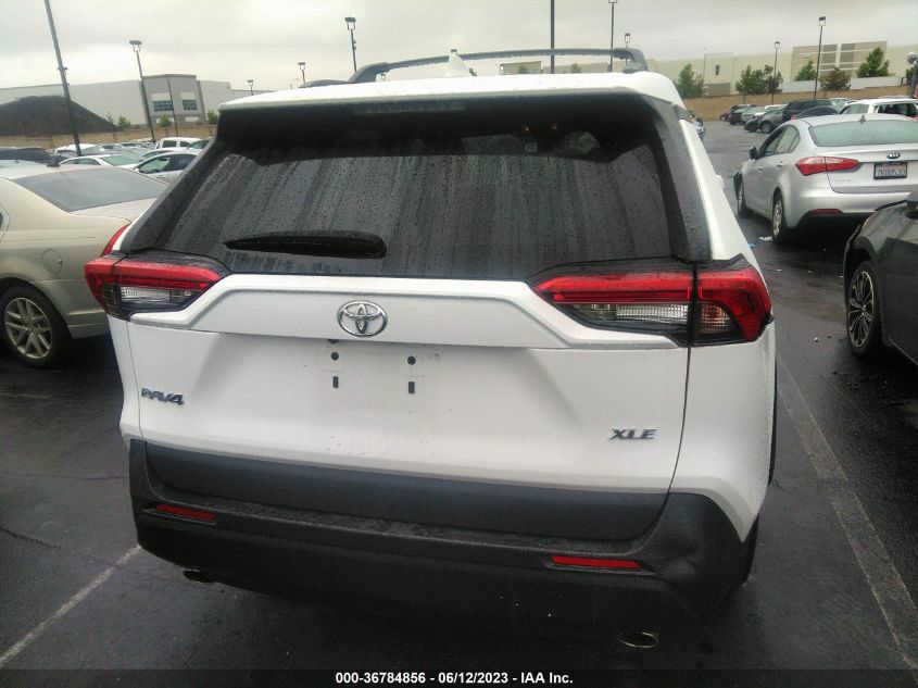 2020 TOYOTA RAV4 XLE - 2T3W1RFV3LC065537
