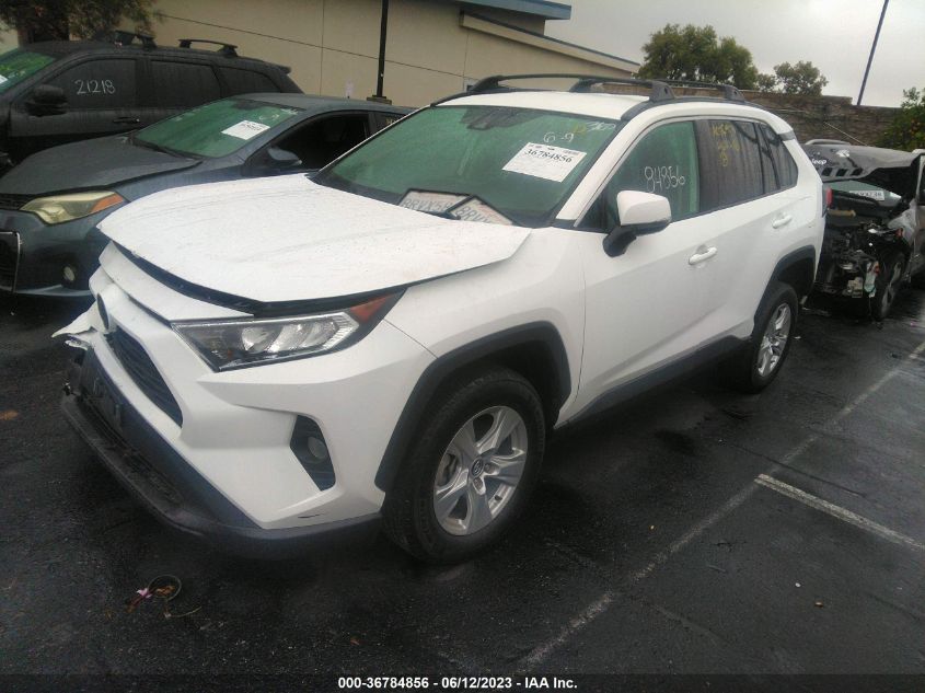 2020 TOYOTA RAV4 XLE - 2T3W1RFV3LC065537