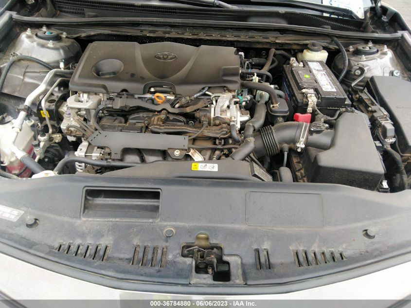 2018 TOYOTA CAMRY SE - 4T1B11HK4JU602472