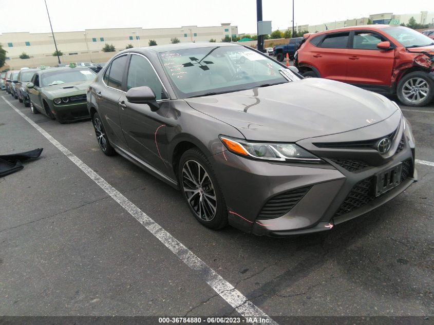 2018 TOYOTA CAMRY SE - 4T1B11HK4JU602472